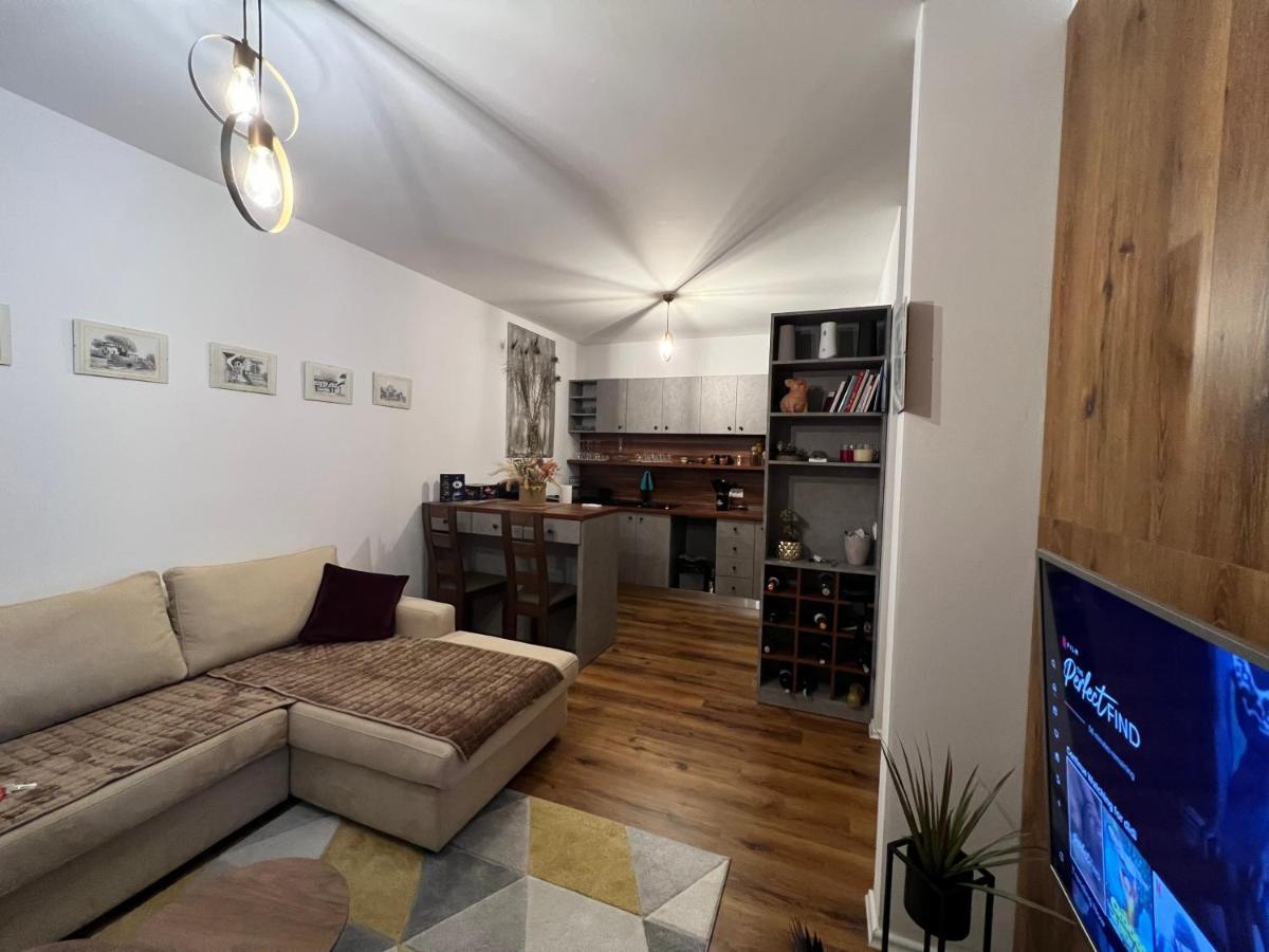 Zirkon City Rush Apartment Tirana Extérieur photo